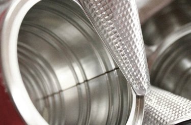 close up of aluminum can